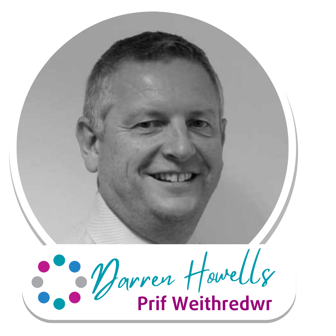 Darren Howells - Prif Weithredwr